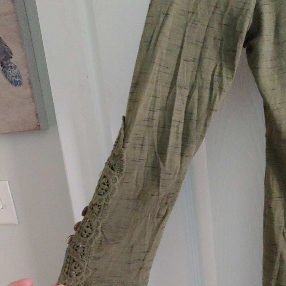 Shirt - Picture 5 of 5